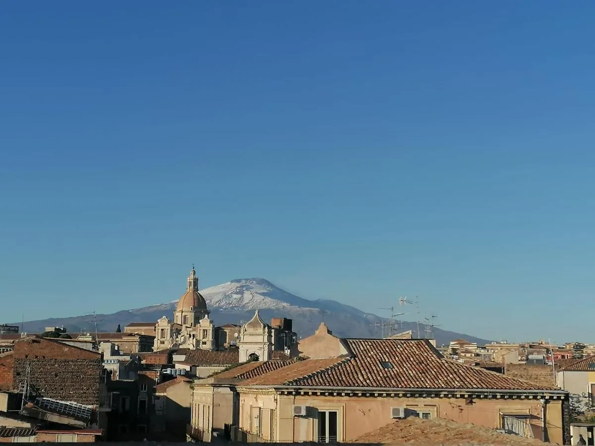 Old Catania Terrace Apartment Italy